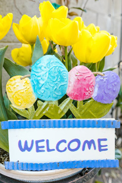 Photo by RDNE Stock project: https://www.pexels.com/photo/welcome-sign-in-front-of-yellow-tulips-7281926/