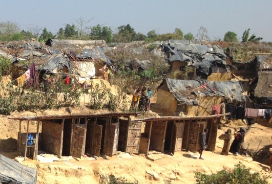 Photo of the camp courtesy of Wikimedia Commons.